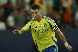 CĐV Al Nassr phản ứng bất ngờ khi Cristiano Ronaldo tiếp tục đình công