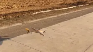 Drone cánh cố định làm từ tre đầu tiên trên thế giới